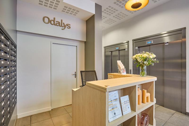 Odalys City Campus - Paris Rueil Malmaison - Lobi