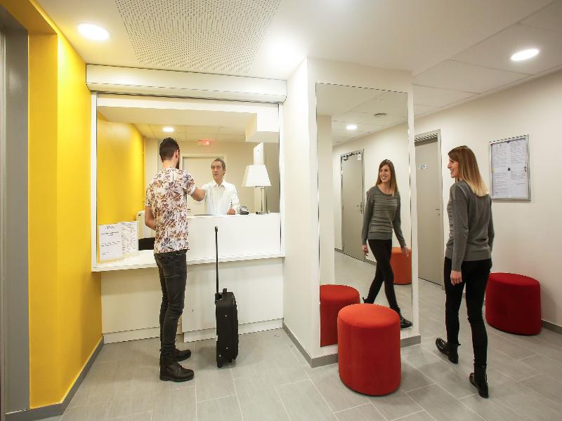 Appart'hôtel Odalys City Campus - Metz Centre - Lobi