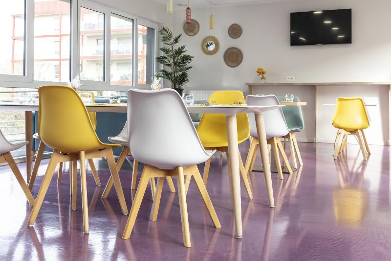 Appart'hôtel Odalys City Campus - Metz Centre - Restoran