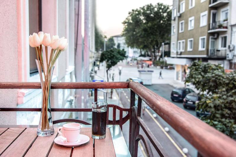 Art Hotel - Teras