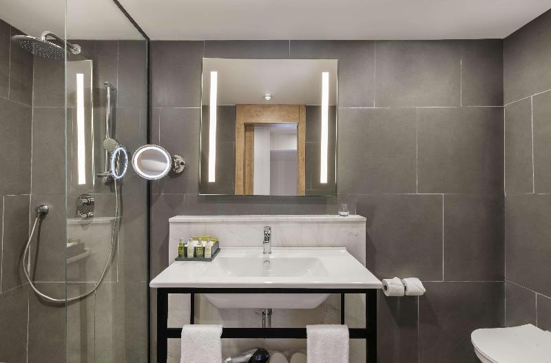 DoubleTree By Hilton Antalya Kemer - Oda