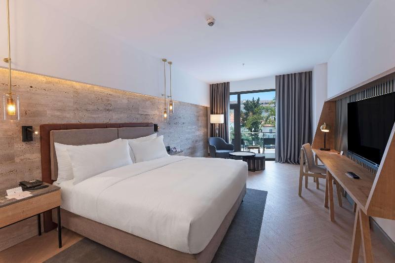 DoubleTree By Hilton Antalya Kemer - Oda