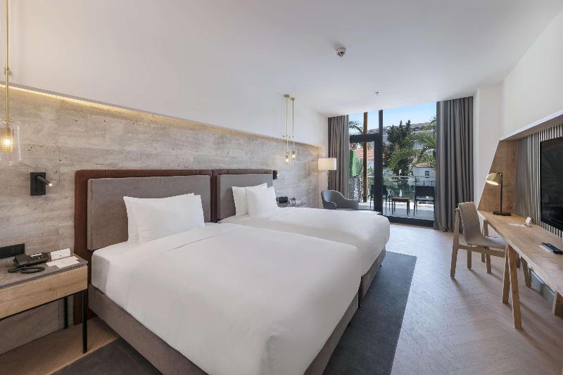 DoubleTree By Hilton Antalya Kemer - Oda