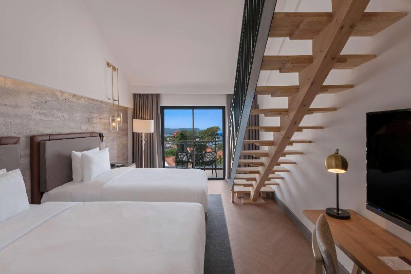 DoubleTree By Hilton Antalya Kemer - Oda