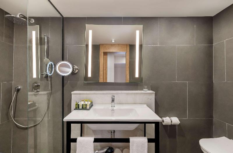DoubleTree By Hilton Antalya Kemer - Oda
