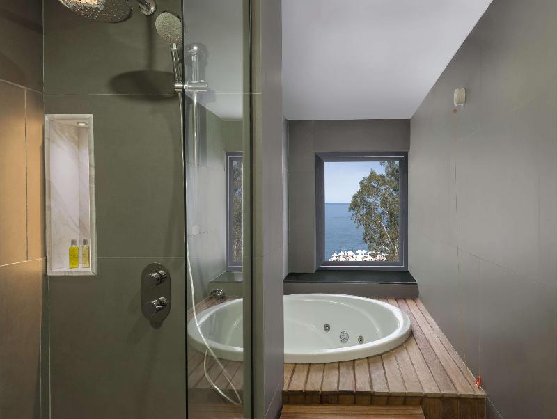 DoubleTree By Hilton Antalya Kemer - Oda