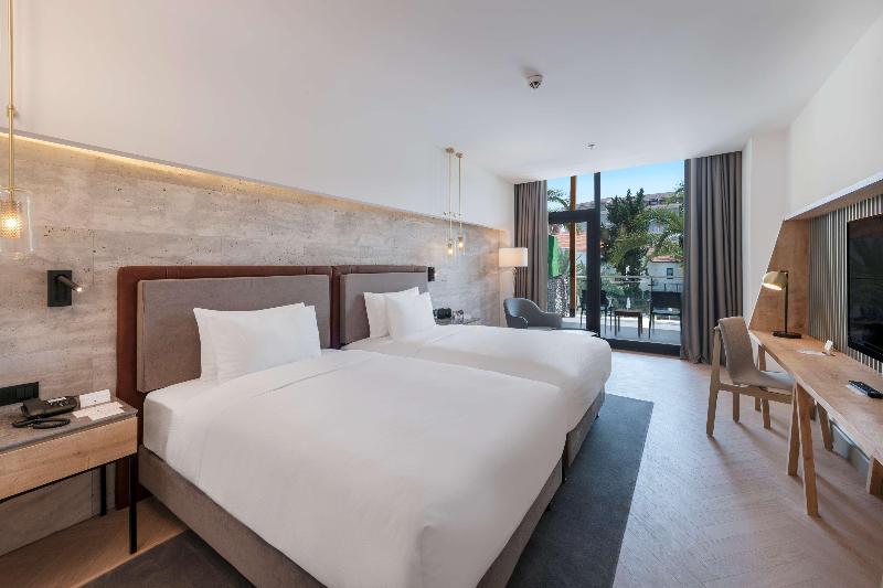 DoubleTree By Hilton Antalya Kemer - Oda