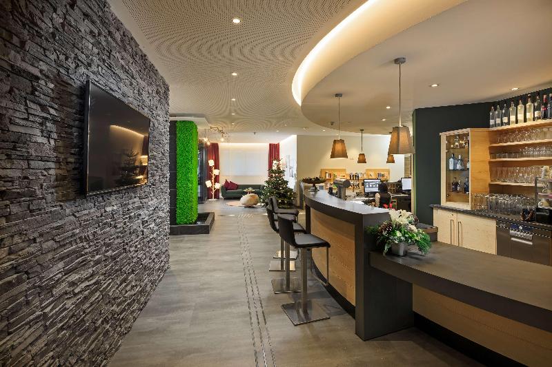 TOP EMBRACE Allgaeu ART Hotel Kempten - Bar