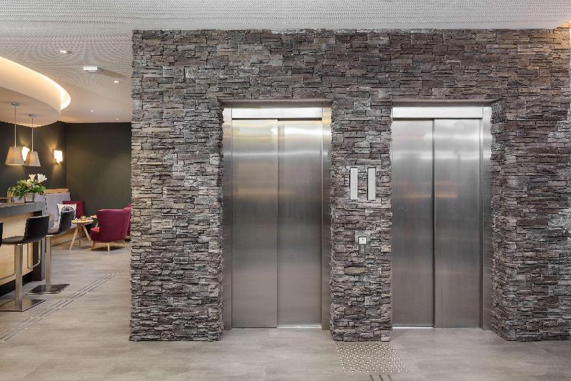 TOP EMBRACE Allgaeu ART Hotel Kempten - Lobi