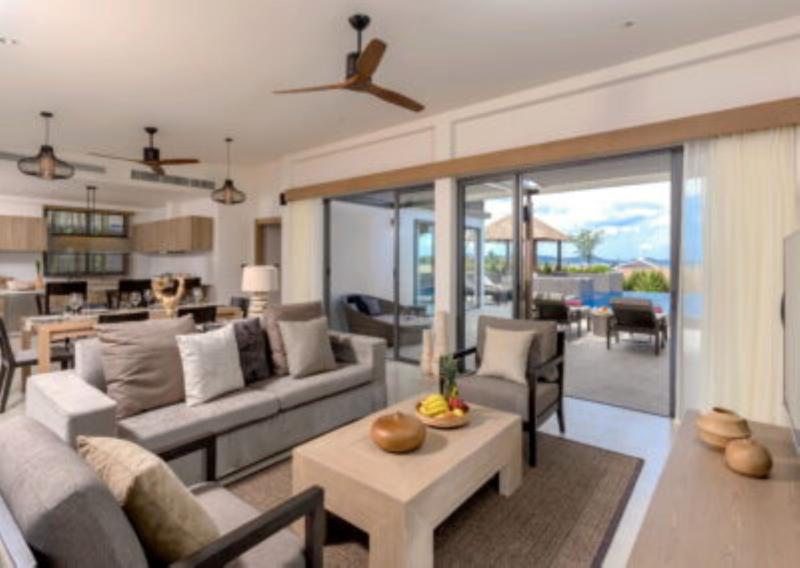 CasaBay Luxury Pool Villas - Oda