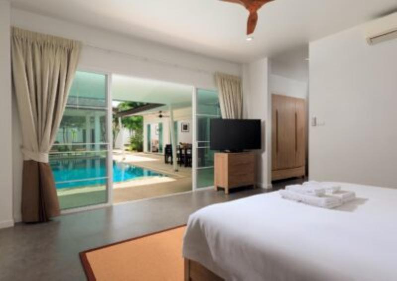 CasaBay Luxury Pool Villas - Oda