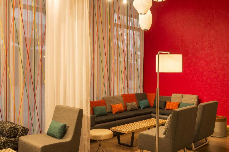 Aloft Al Ain - Lobi