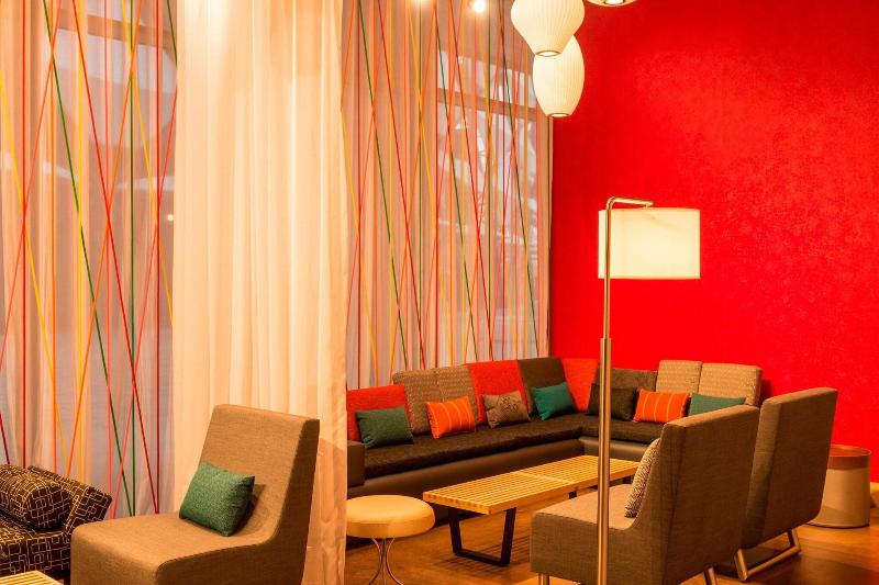 Aloft Al Ain - Lobi