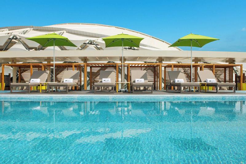 Aloft Al Ain - Havuz