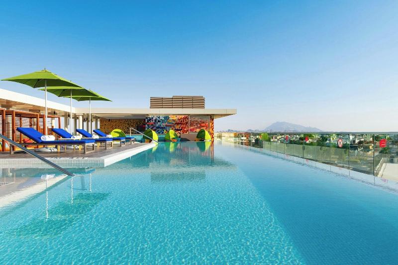 Aloft Al Ain - Havuz