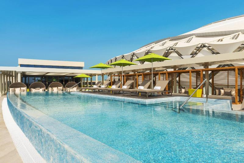 Aloft Al Ain - Havuz