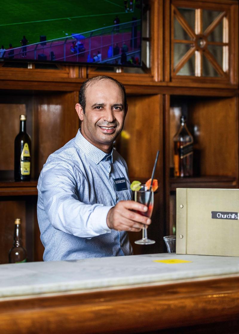 Golden Tulip El Mechtel - Bar