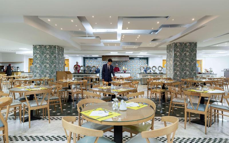 Golden Tulip El Mechtel - Restoran