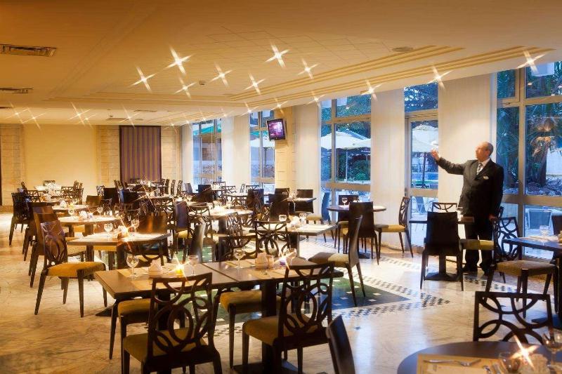 Golden Tulip El Mechtel - Restoran