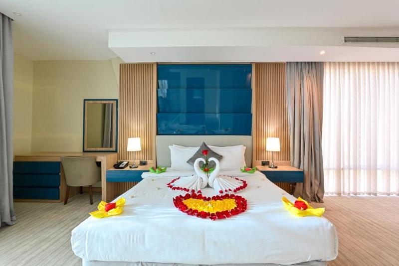 Al Mansour Suites - Oda