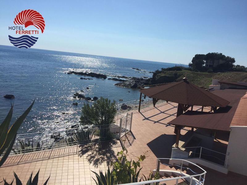 Ferretti - Genel