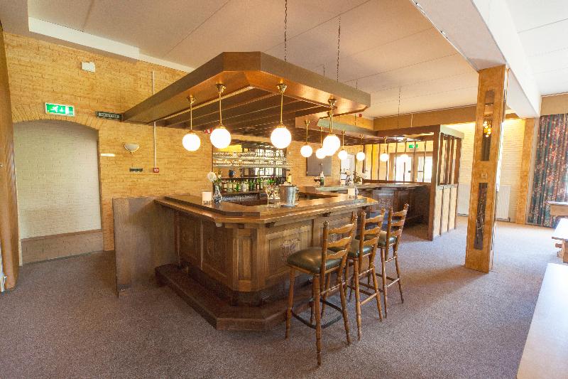 Fletcher Hotel-Restaurant De Grote Zwaan - Bar