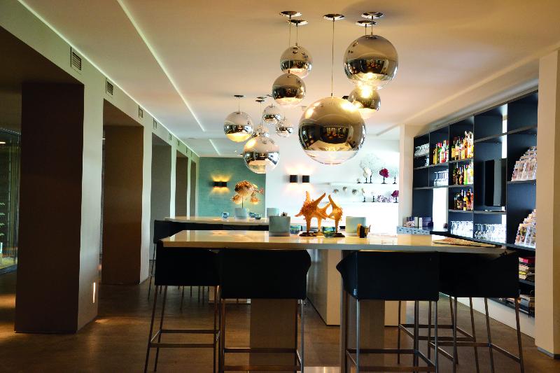 Fletcher Hotel-Restaurant Elzenduin - Bar