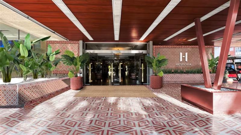 Hesperia Sevilla - Genel