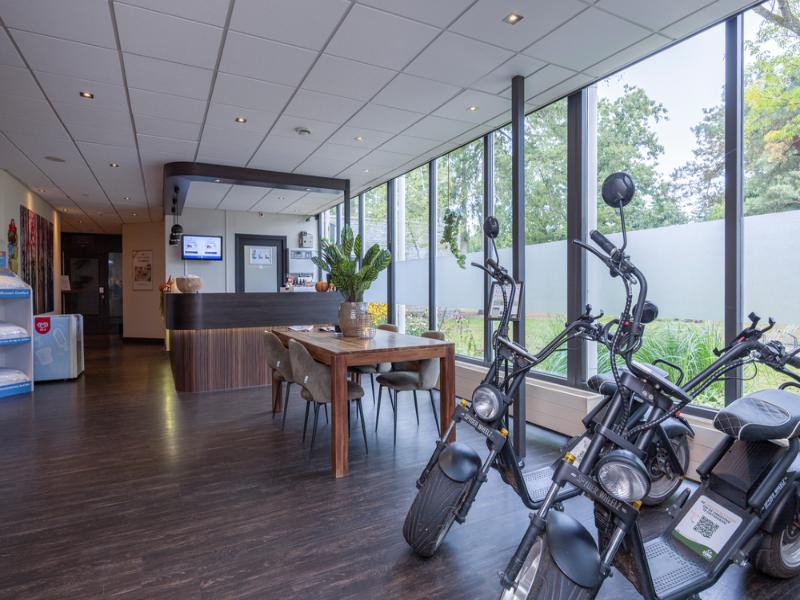 Fletcher Hotel-Restaurant De Eese-Giethoorn - Lobi