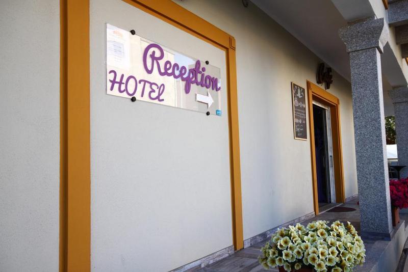 Hotel Muita Mari - Lobi