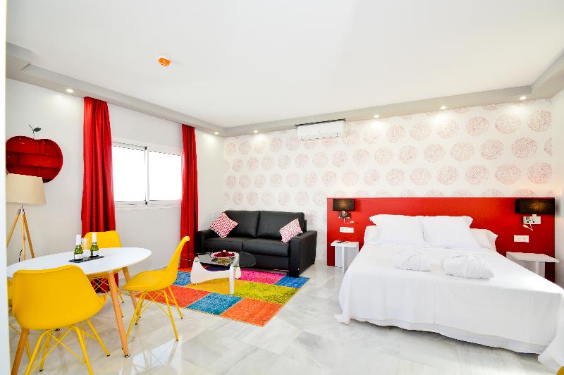 The Zentral Arenal Suites - Oda