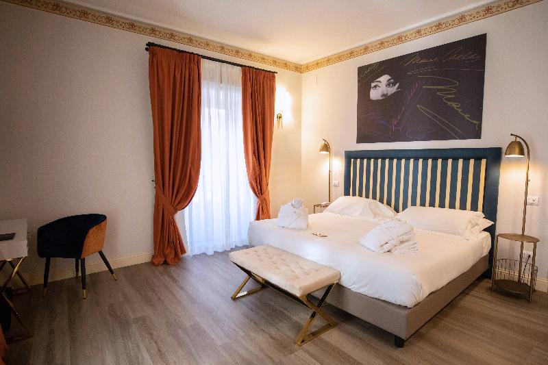 Lanterne Magiche Ortigia - Oda