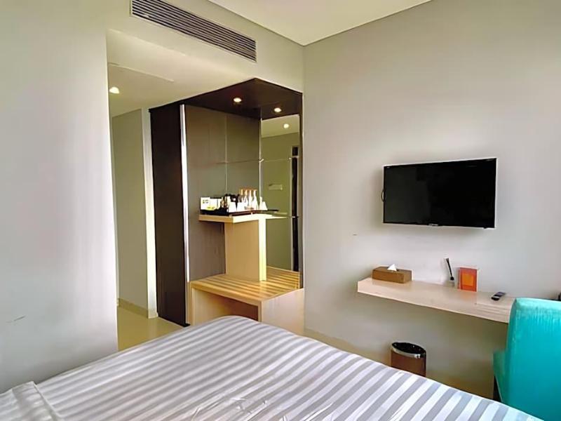 Clove Garden Hotel And Residence - Oda