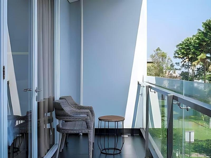 Clove Garden Hotel And Residence - Oda