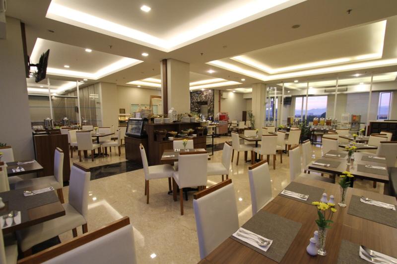 Grand Tebu - Restoran