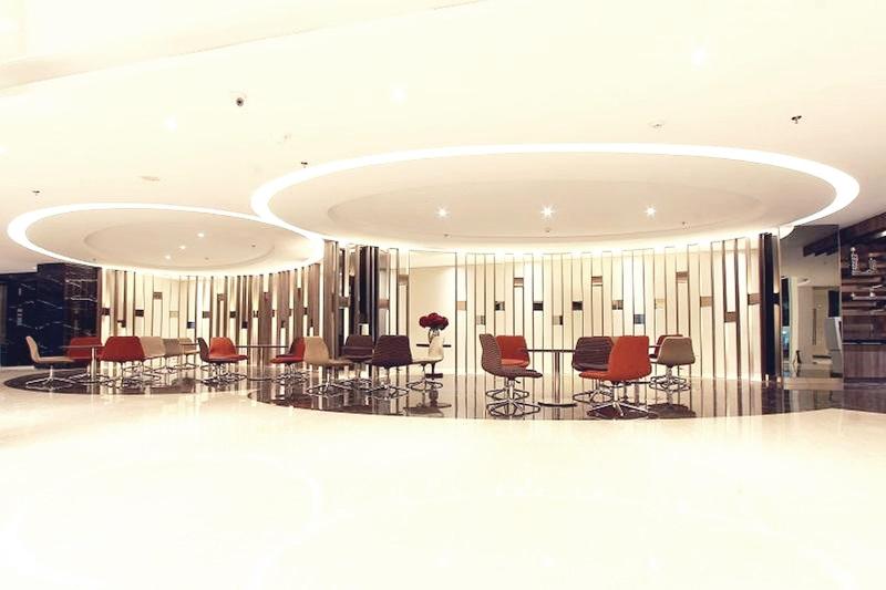 Grandia Hotel - Lobi