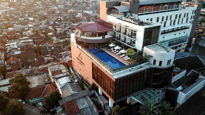 Grandia Hotel - Genel