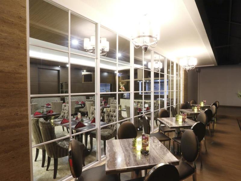 Belviu Hotel Bandung - Restoran