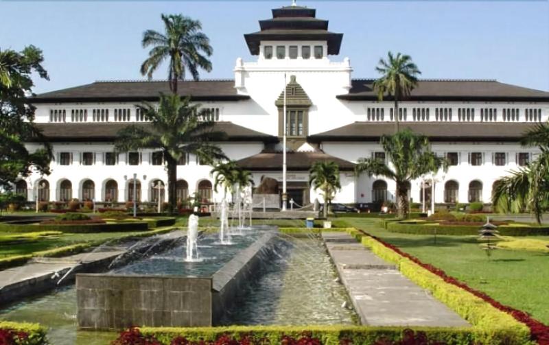 D'best Sofia Hotel Bandung - Genel