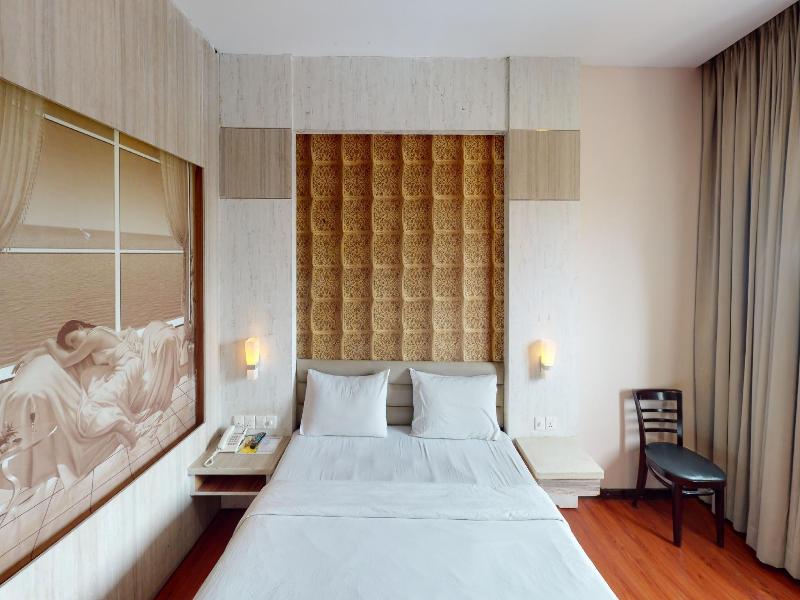 The Golden Bay Batam - Oda