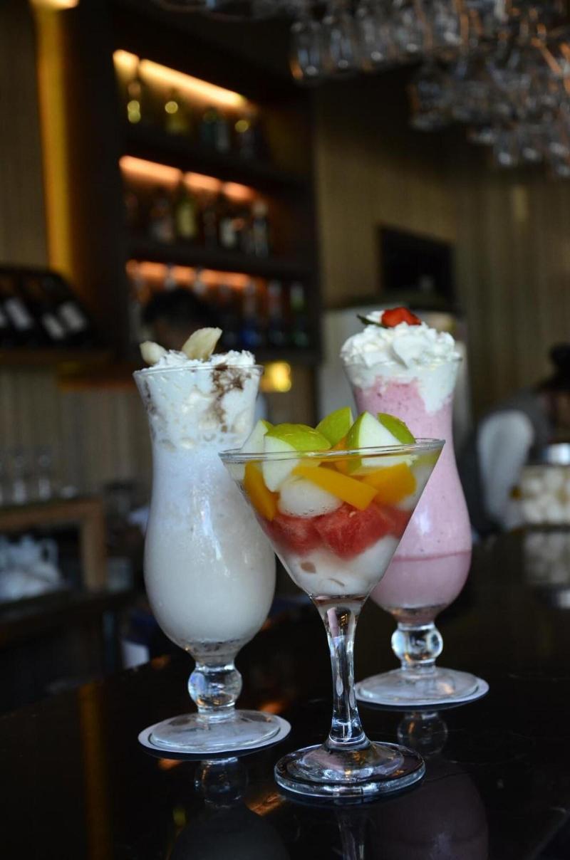 Nagoya Hill Hotel Batam - Bar
