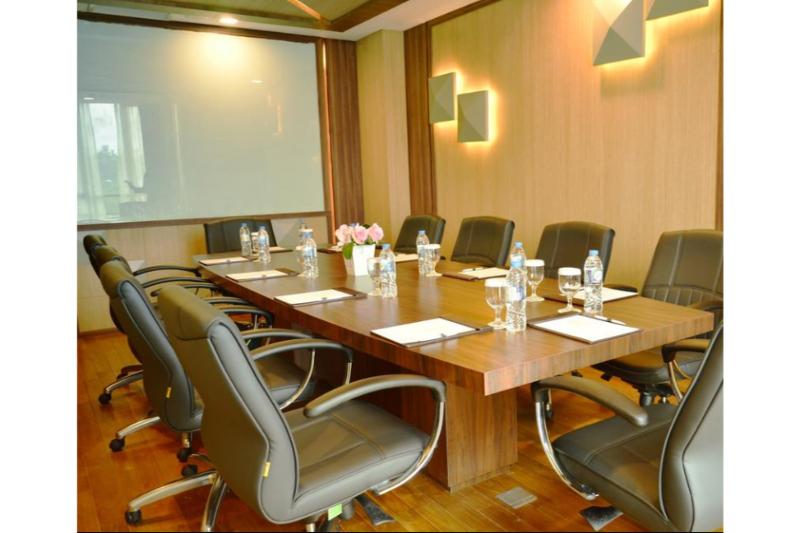 Nagoya Hill Hotel Batam - Toplantı