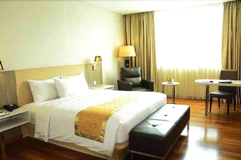 Nagoya Hill Hotel Batam - Oda