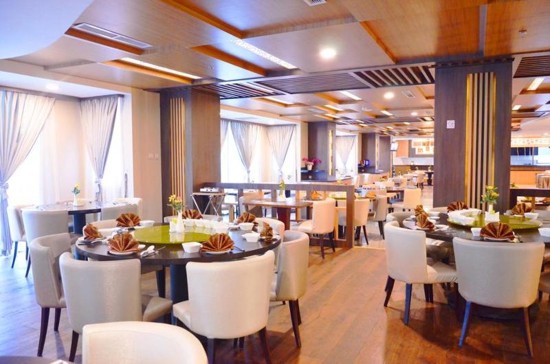 Nagoya Hill Hotel Batam - Restoran