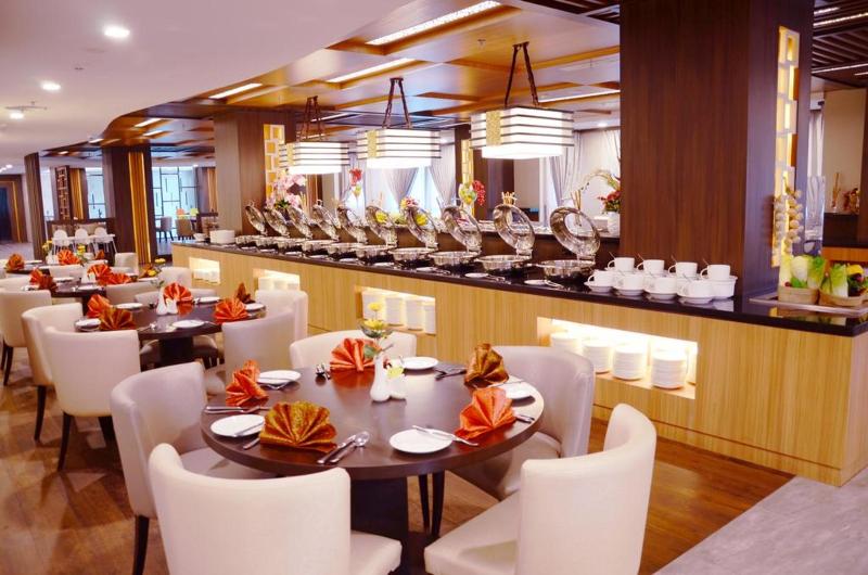 Nagoya Hill Hotel Batam - Restoran