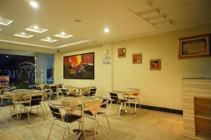 Sky View Batam Center - Restoran