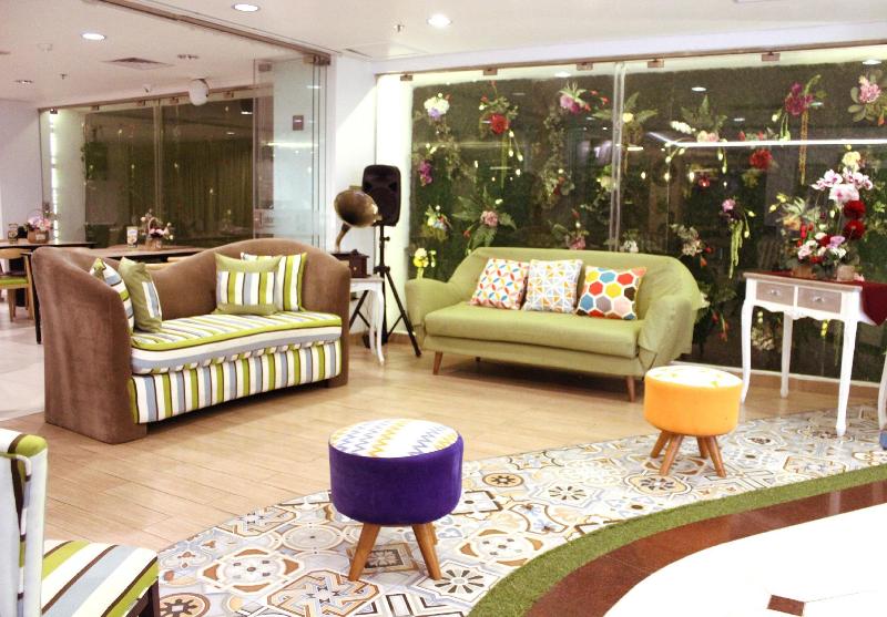 Heef Hotel Pasar Baru - Lobi
