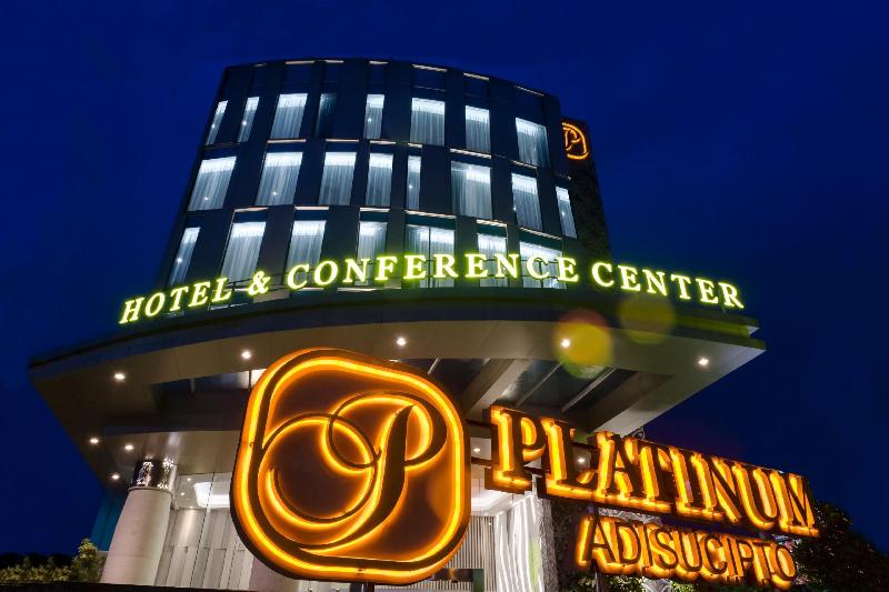 Platinum Adisucipto Hotel & Conference Center - Lobi