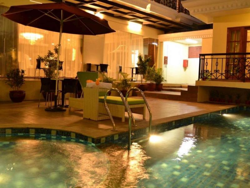 Prima In Hotel Malioboro - Havuz