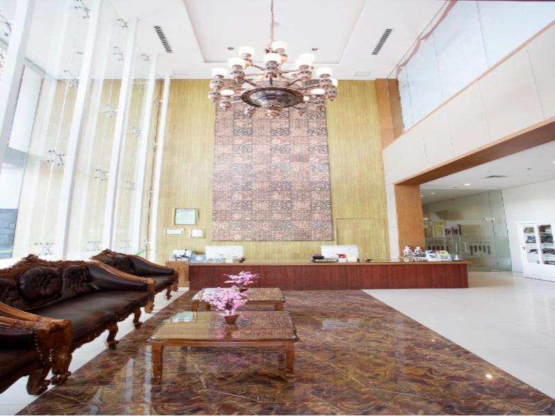 The Atrium Hotel and Resort Yogyakarta - Lobi